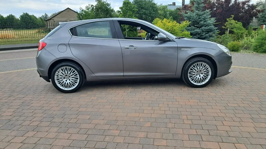 ALFA ROMEO Giulietta -