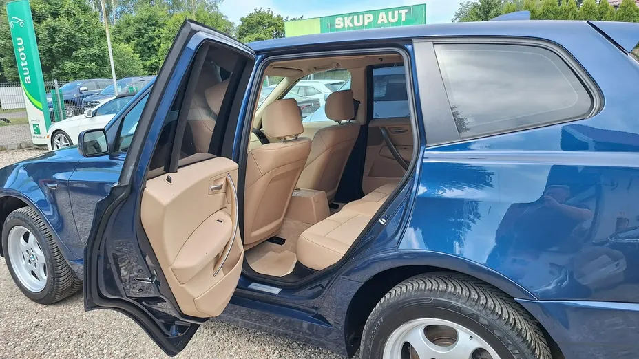 BMW X3 -