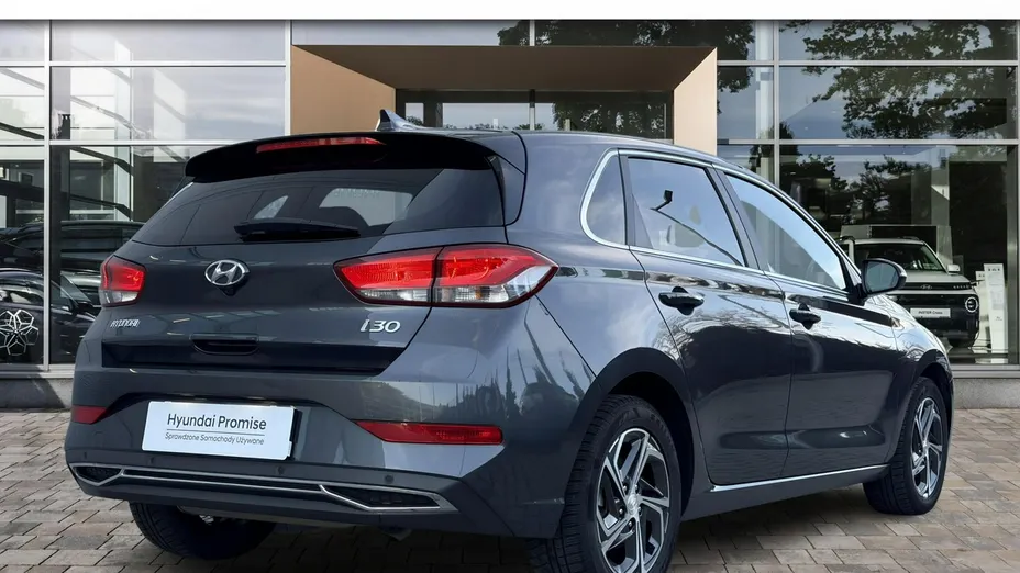 HYUNDAI i30 -