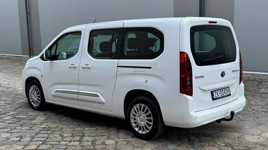 TOYOTA Proace City Verso -