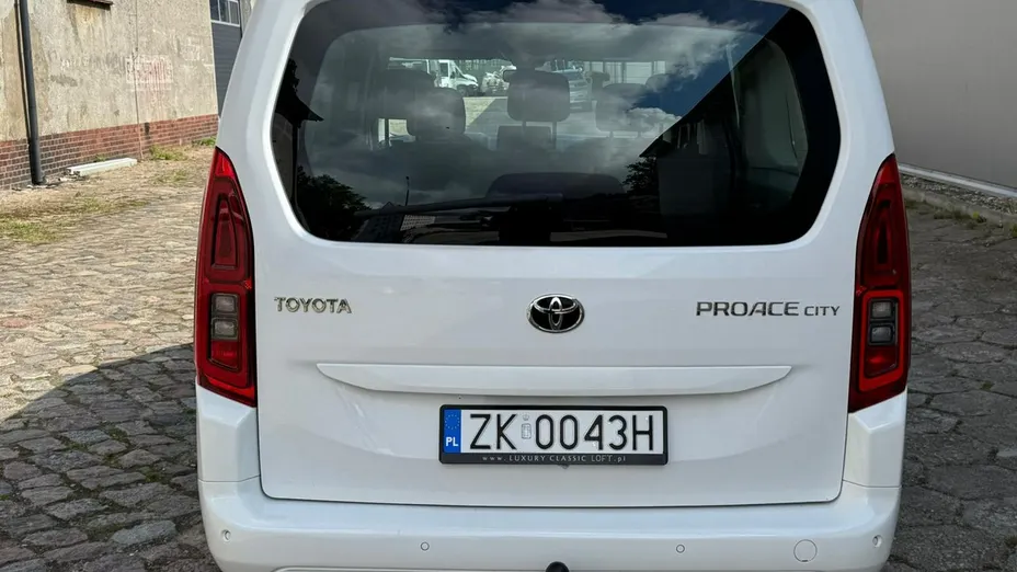 TOYOTA Proace City Verso -