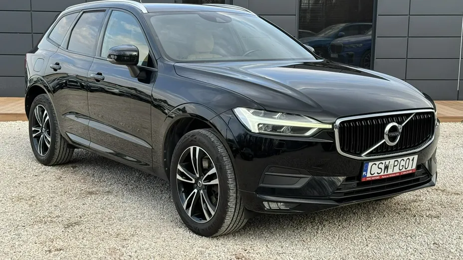VOLVO XC60 -