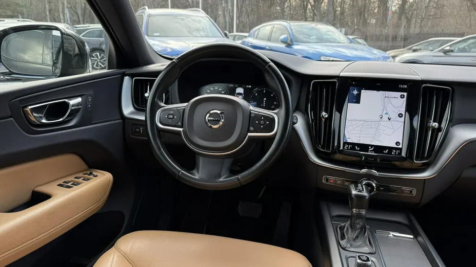 VOLVO XC60 -