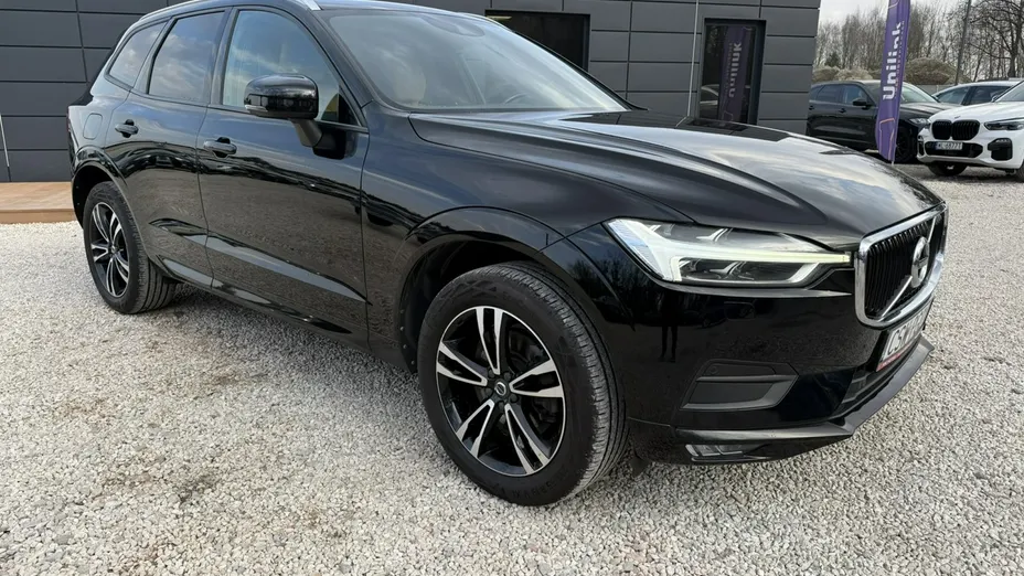 VOLVO XC60 -