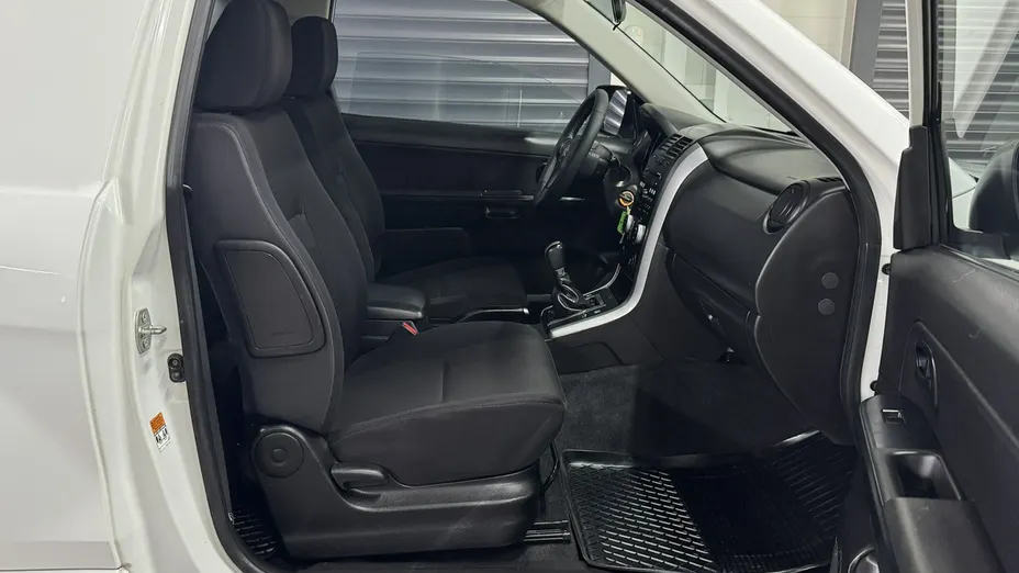 SUZUKI Grand Vitara -