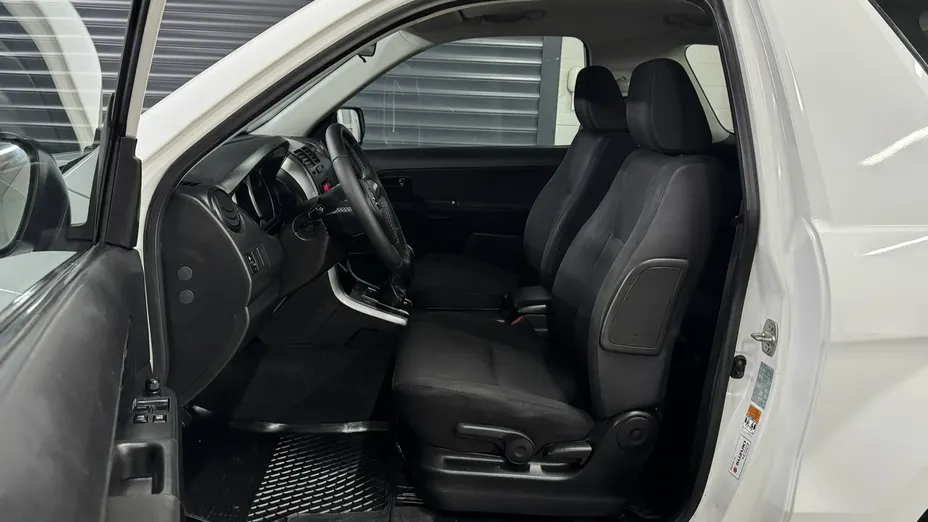 SUZUKI Grand Vitara -