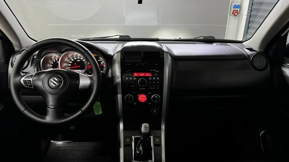 SUZUKI Grand Vitara -