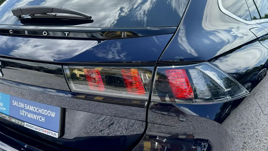 PEUGEOT 508 -