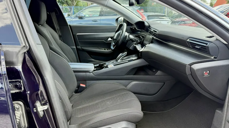 PEUGEOT 508 -