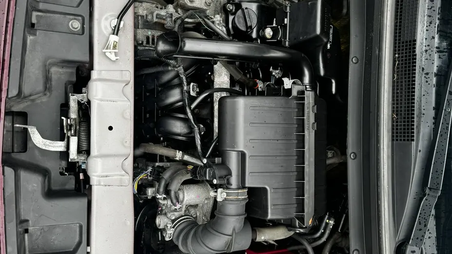 MITSUBISHI Space Star -