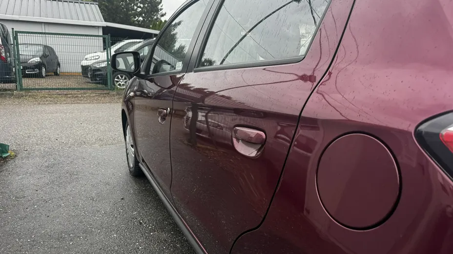MITSUBISHI Space Star -