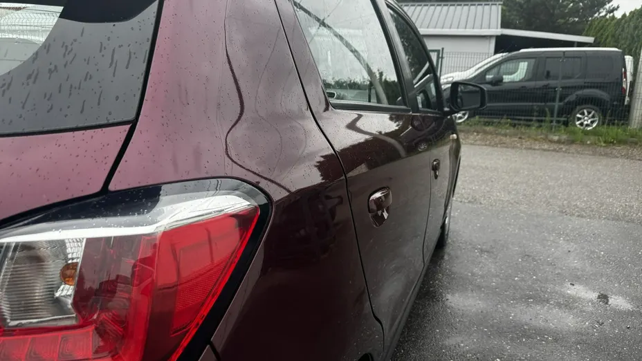 MITSUBISHI Space Star -