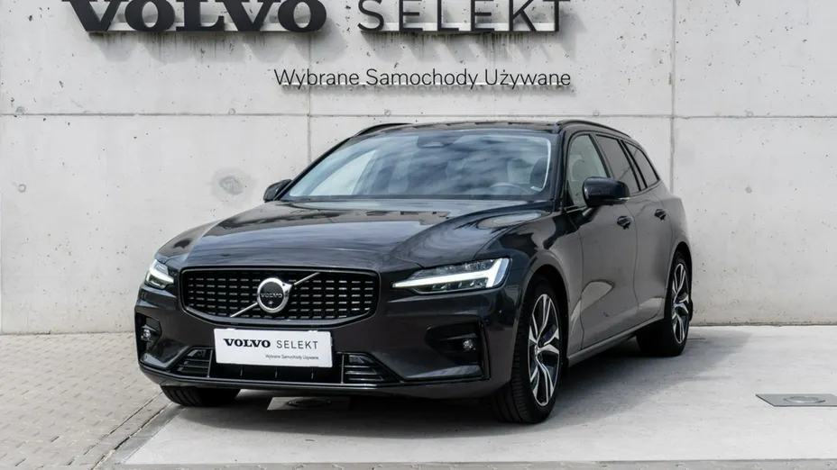 VOLVO V60 -