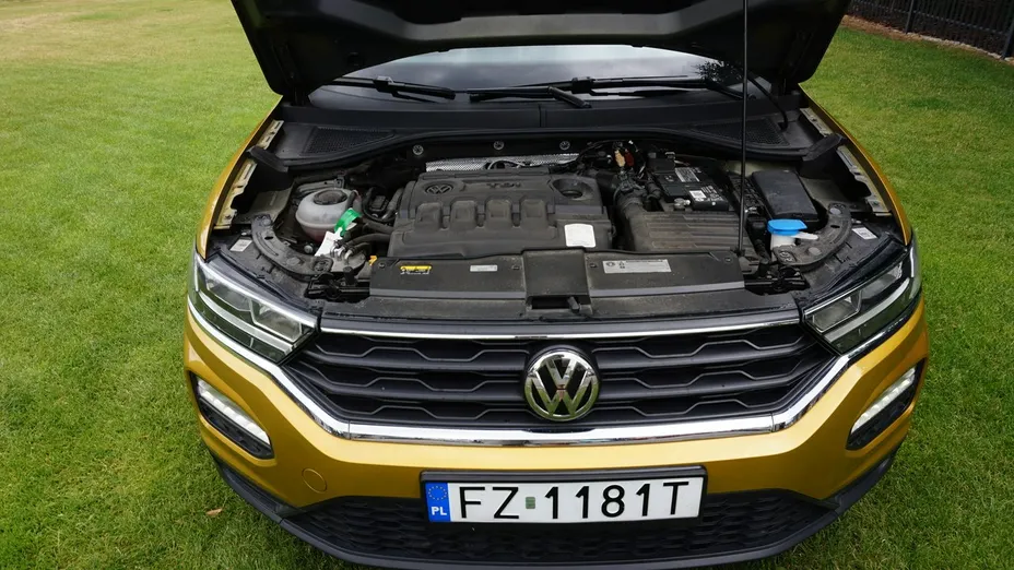 VOLKSWAGEN T-ROC -