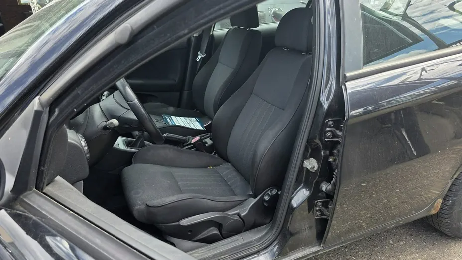 ALFA ROMEO 147 -
