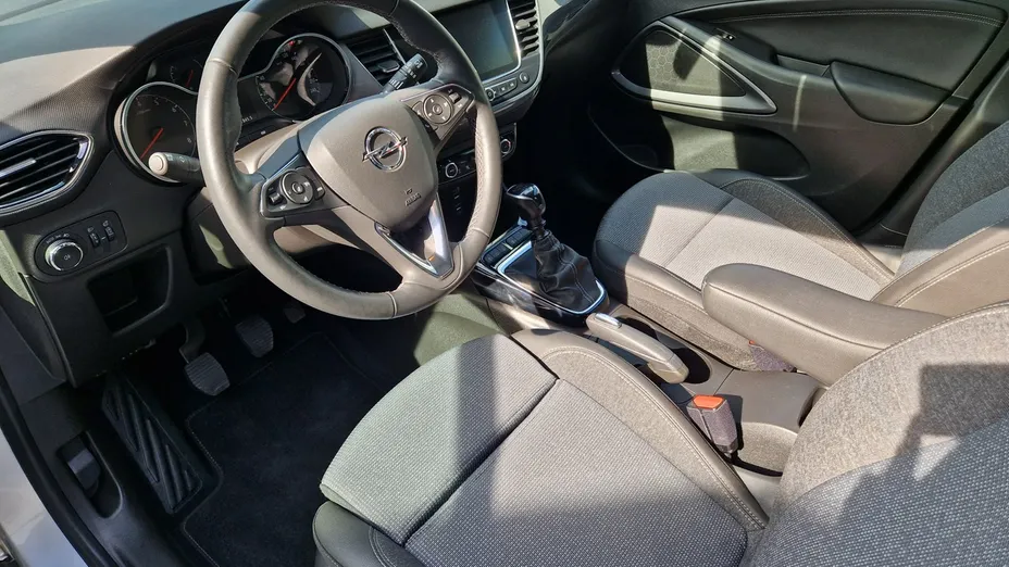 OPEL Crossland -