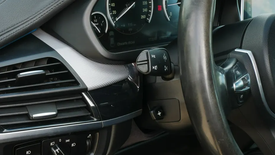 BMW X6 -