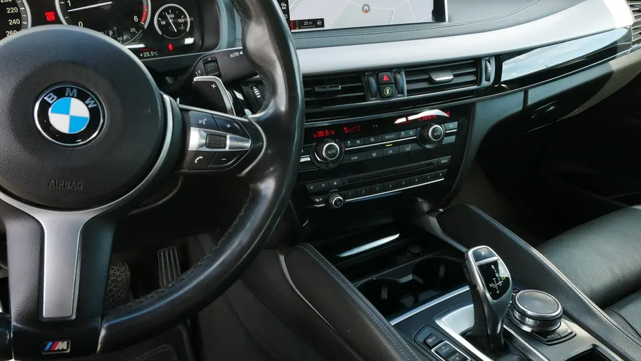 BMW X6 -