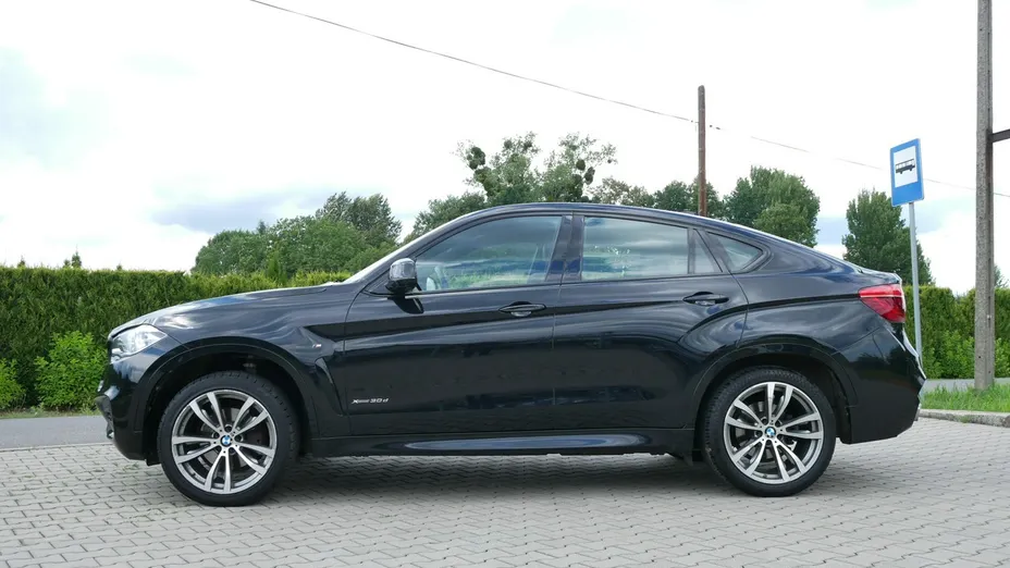 BMW X6 -