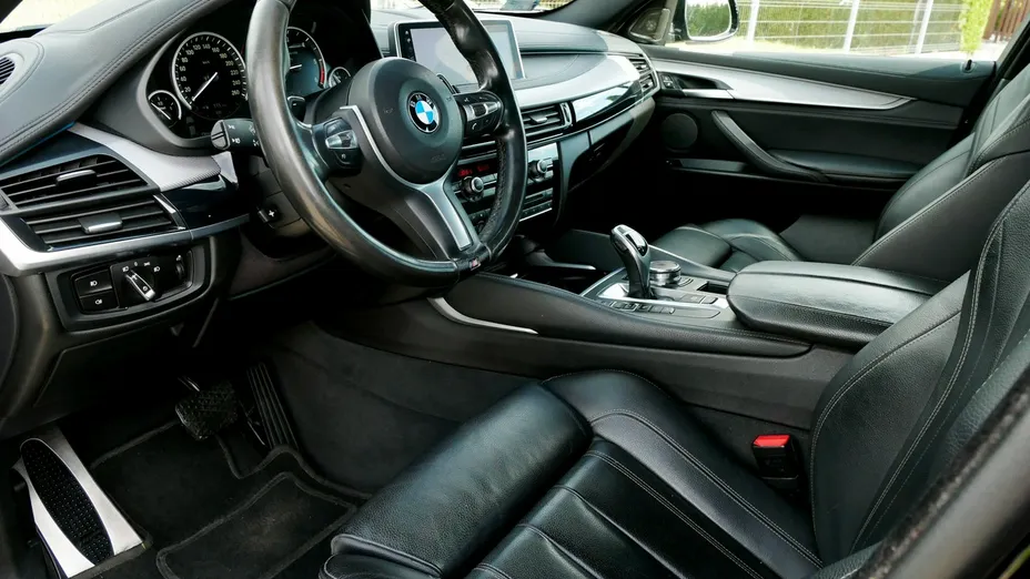BMW X6 -