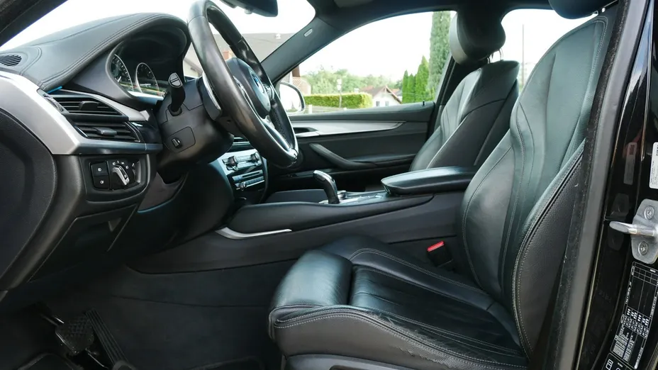 BMW X6 -