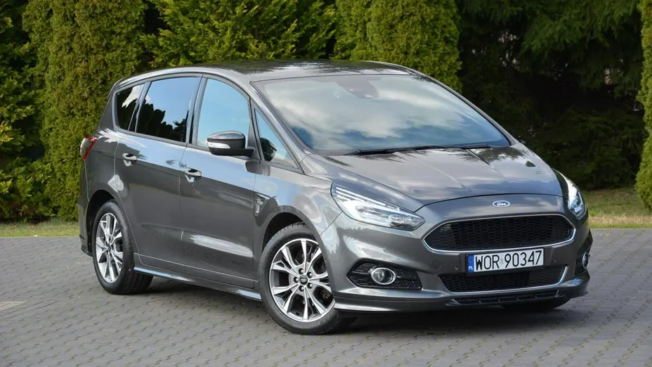 FORD S-MAX -
