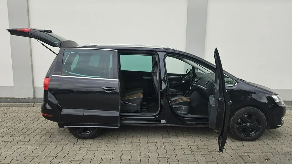 VOLKSWAGEN Sharan -