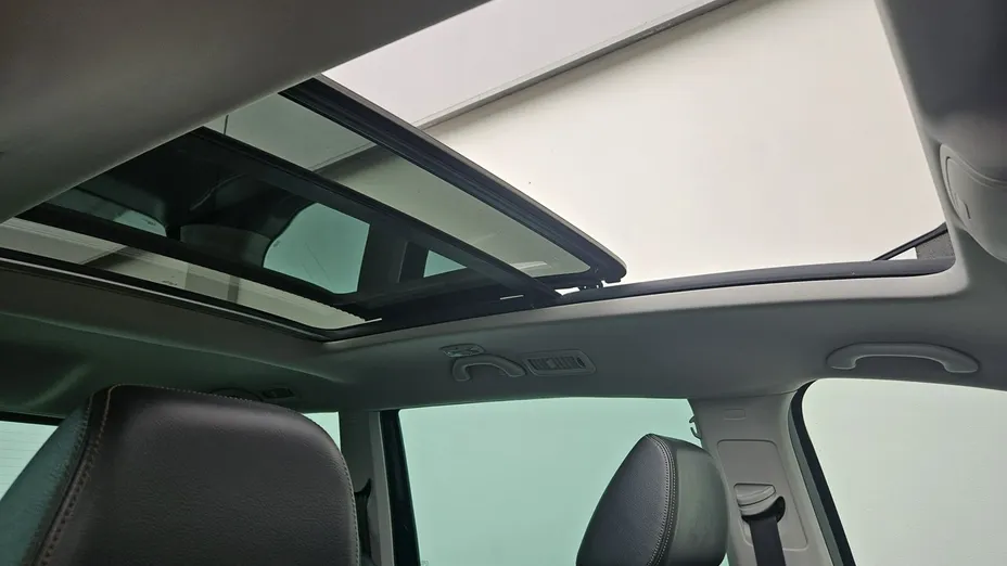 VOLKSWAGEN Sharan -