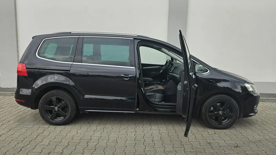VOLKSWAGEN Sharan -