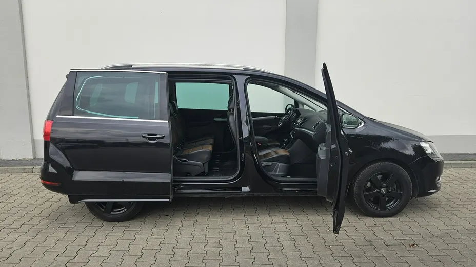 VOLKSWAGEN Sharan -