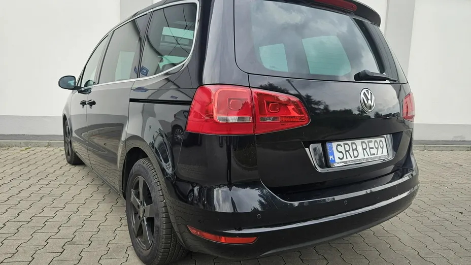 VOLKSWAGEN Sharan -