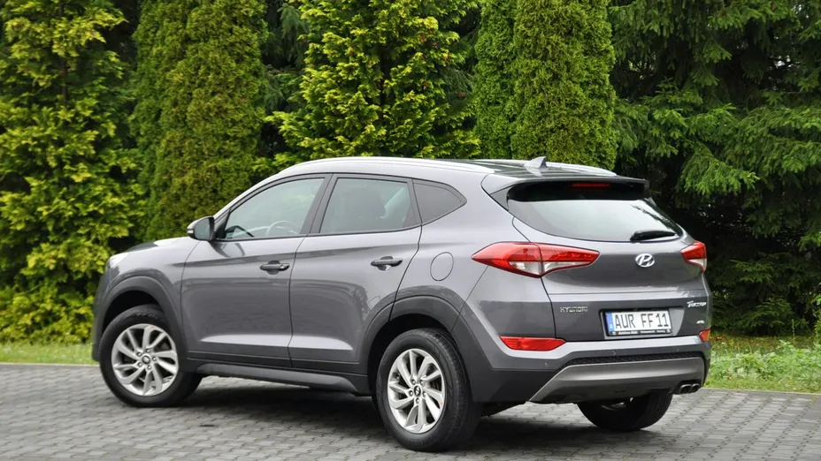 HYUNDAI Tucson -