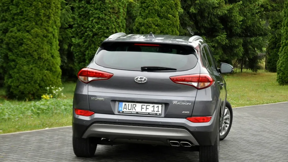 HYUNDAI Tucson -