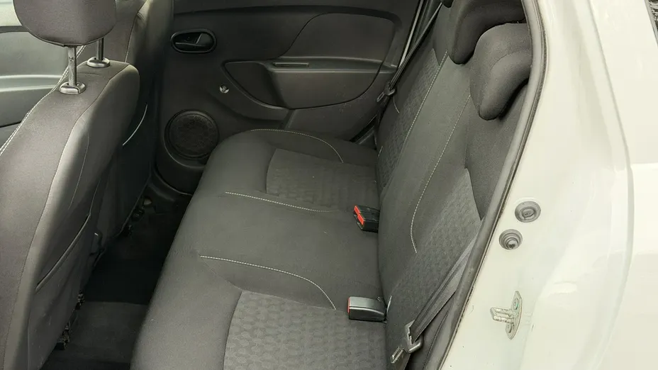 DACIA Logan -