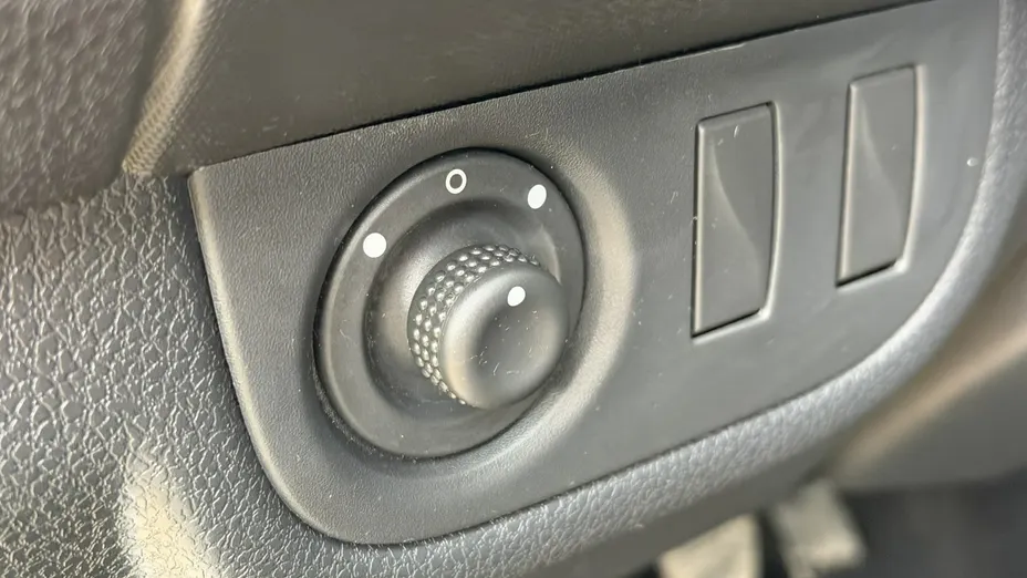 DACIA Logan -
