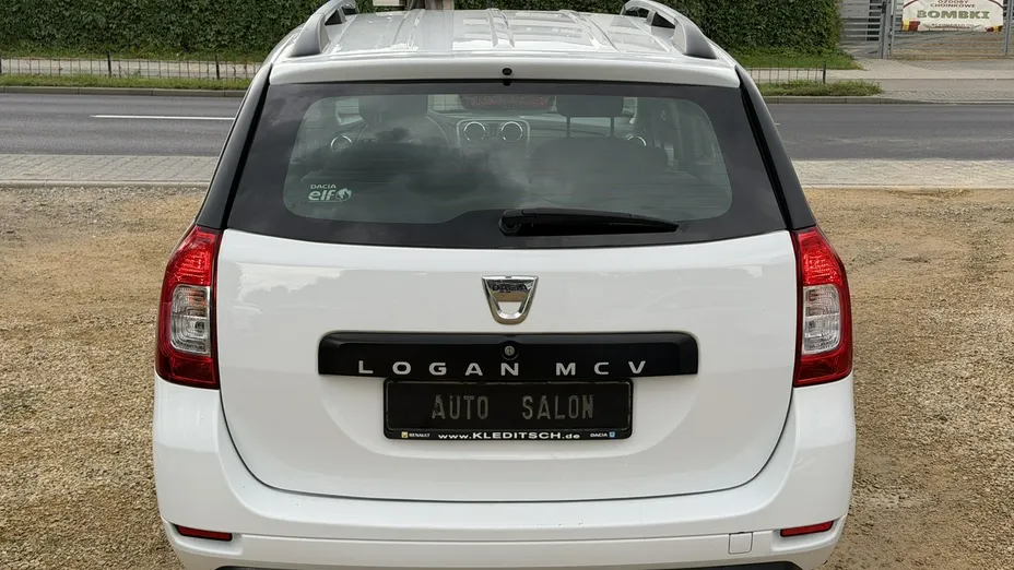 DACIA Logan -