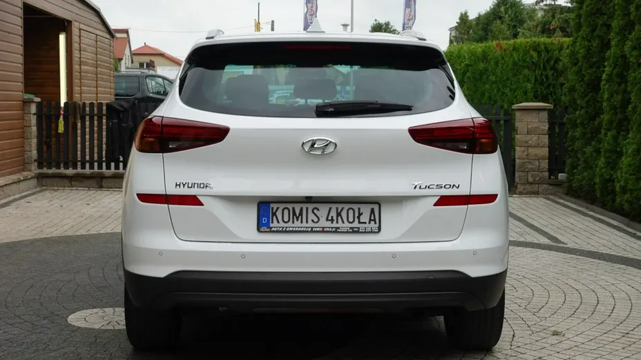 HYUNDAI Tucson -