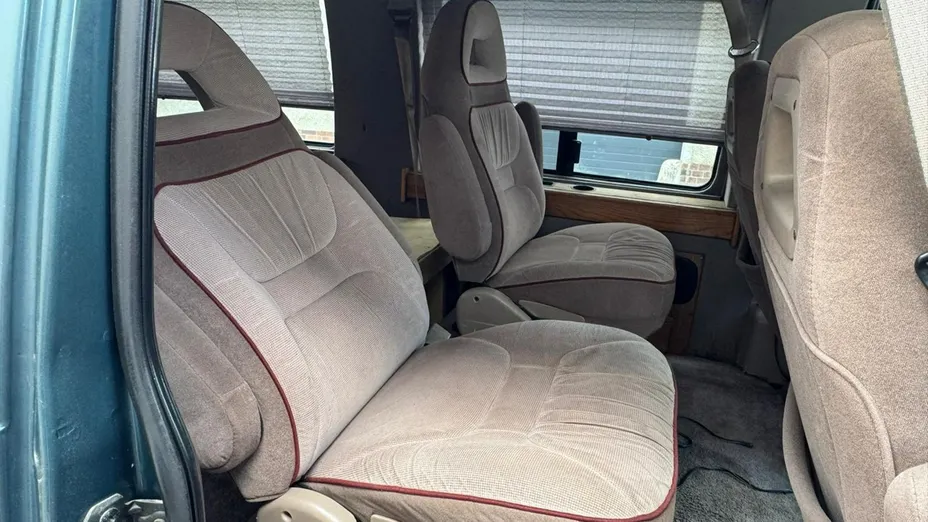 FORD Econoline -