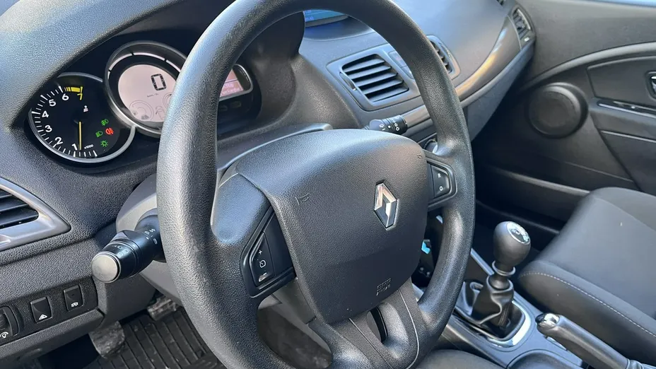 RENAULT Megane -