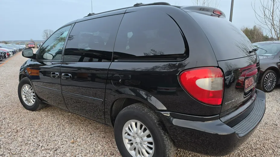 CHRYSLER Voyager -