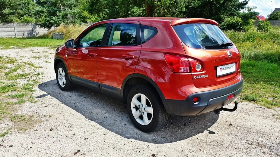 NISSAN Qashqai -