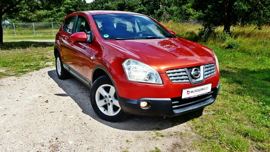NISSAN Qashqai -