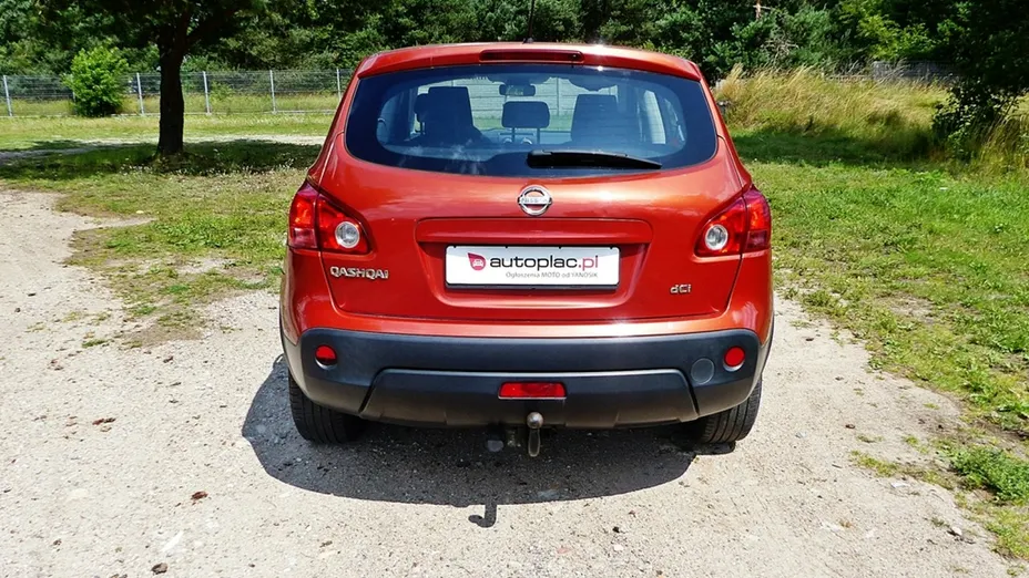 NISSAN Qashqai -