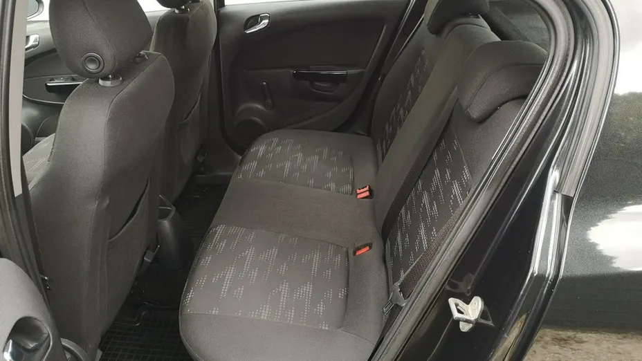 OPEL Corsa -