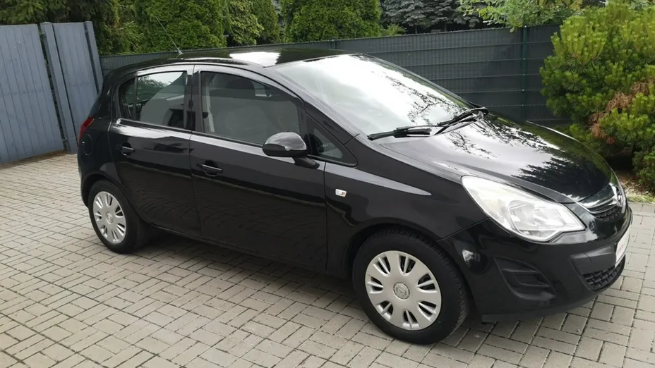 OPEL Corsa -