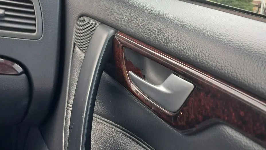VOLVO S60 -