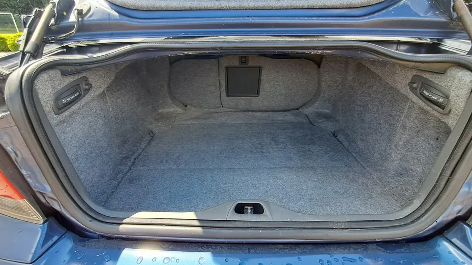 VOLVO S60 -