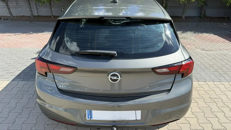OPEL Astra -
