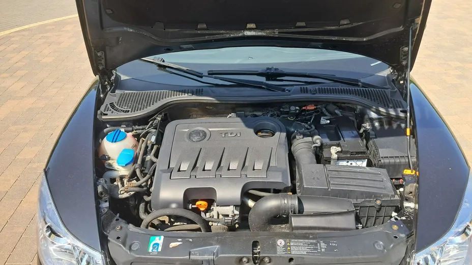 SKODA Octavia -