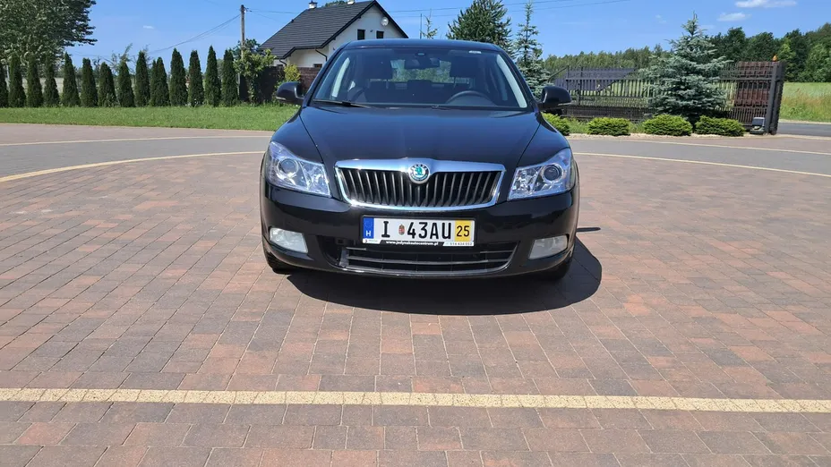 SKODA Octavia -